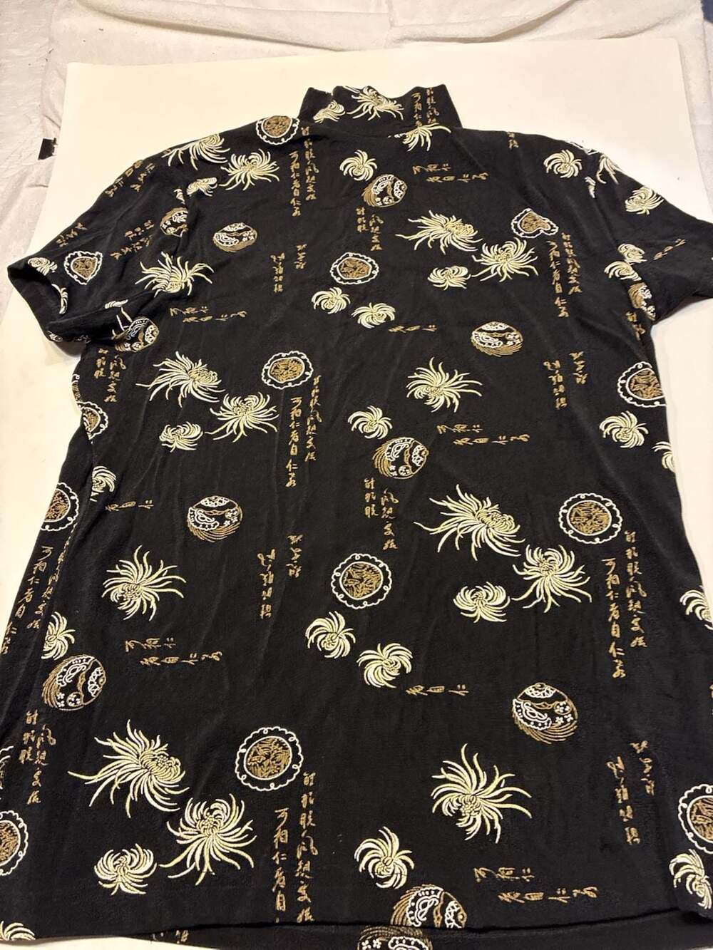 Frazier Lawrence Vintage Mock Turtleneck Short Sleeve Top with Floral and Asian